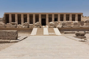 Budget 2 day trip to luxor with dendera and Abydos from Hurghada