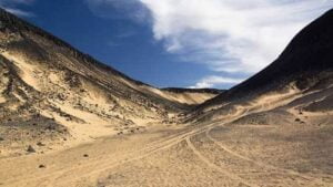 2 Day Tour To Bahariya Oasis Black And White Desert From Cairo